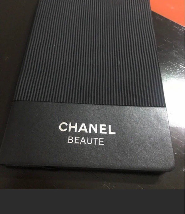 CH Beauté Minimalistic Black Notebook