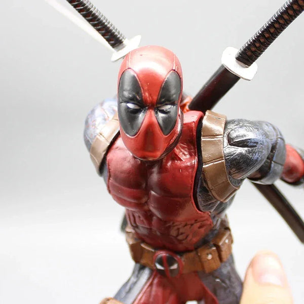 Deadpool Swords in Hand Figurine (36 cm)