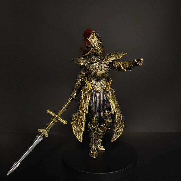 Dark Souls Dragon Slayer Ornstein Golden Armor Figure (21 cm)