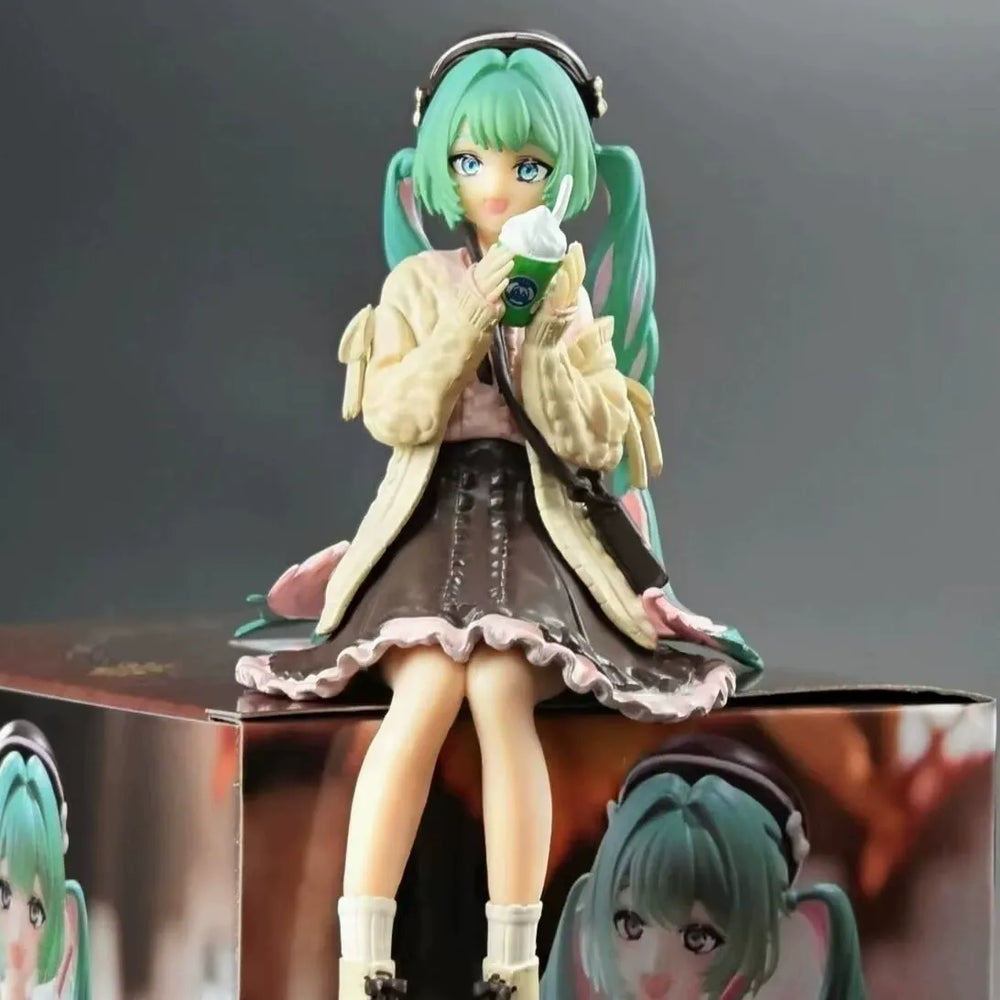 Hatsune Miku Autumn Knitwear Ver. Figure (18 cm)