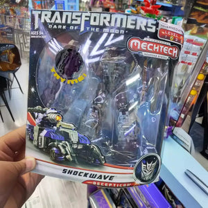 Transformers Dark of the Moon Voyager Shockwave Figure