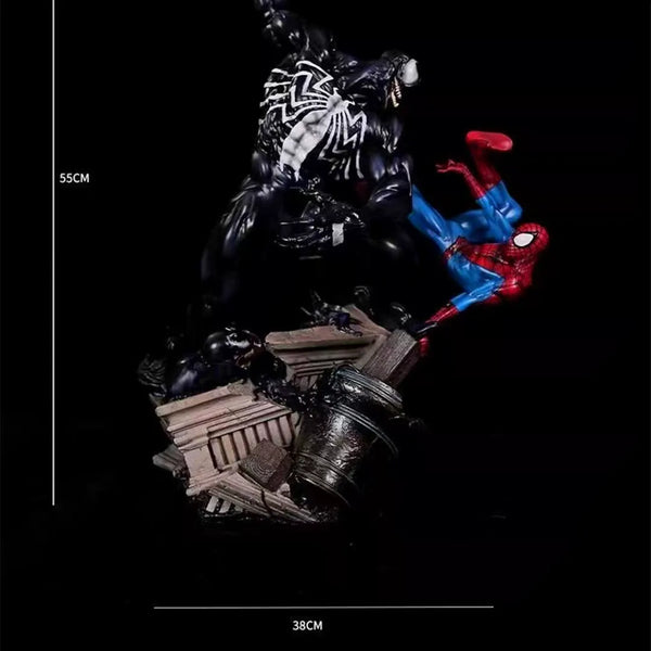 Spiderman vs Venom Battle Scene GK Figure (55 cm)