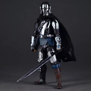 MAFEX Star Wars Chrome Din Djarin Figure (21 cm)