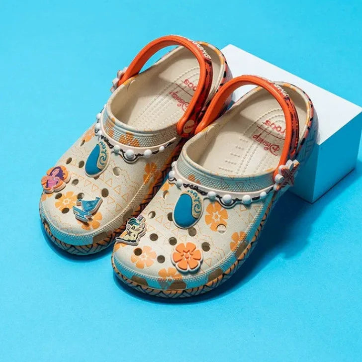 DZNY Moana Island Voyage Classic Clogs