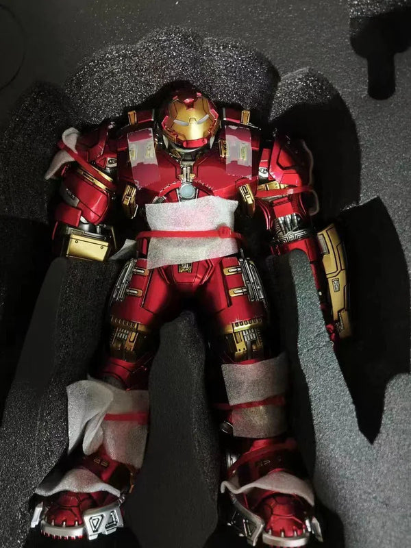 Iron Man MK44 Hulkbuster Figurine (29 cm)