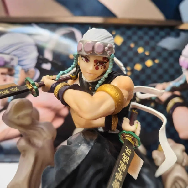 Tengen Uzui Flashy Sound Hashira Figure (15 cm)