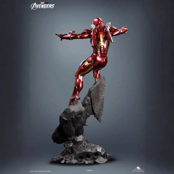 Iron Man Mark VII Battle Mode Luminous Statue (73 cm)