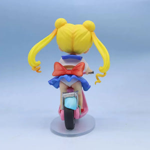 Sailor Moon Scooter Series Usagi Tsukino Figure