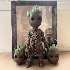 Cosmos Guardian Groot Face Changing Figure (26 cm)