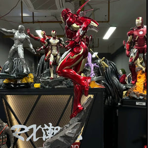 Iron Man Mark 7 Rock Fly Statue (70 cm)