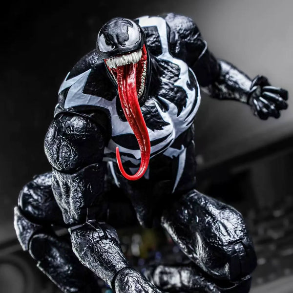 Legends Gamerverse Venom Action Figure (26 cm)