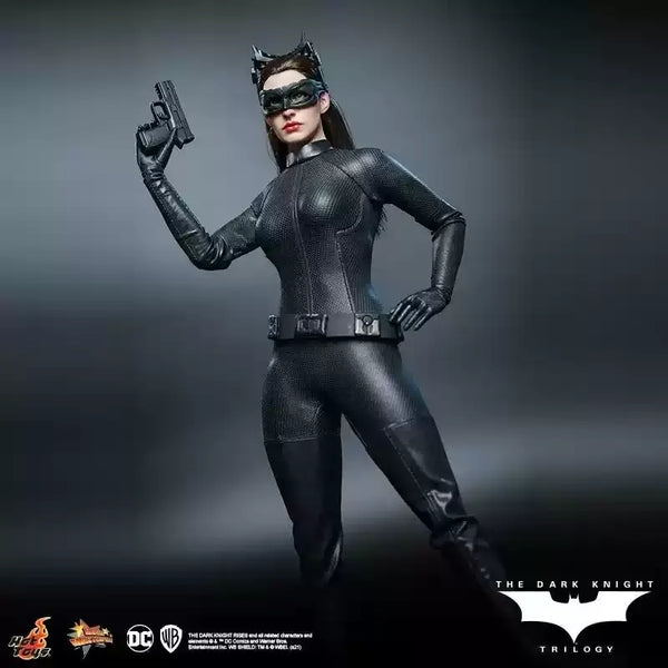 Hot Toys The Dark Knight Rises Catwoman 2.0 Statue