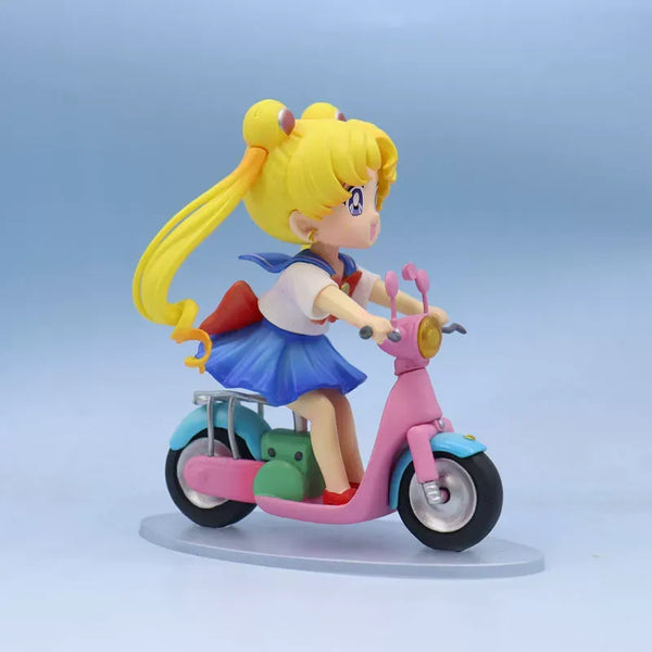 Sailor Moon Scooter Series Usagi Tsukino Figure