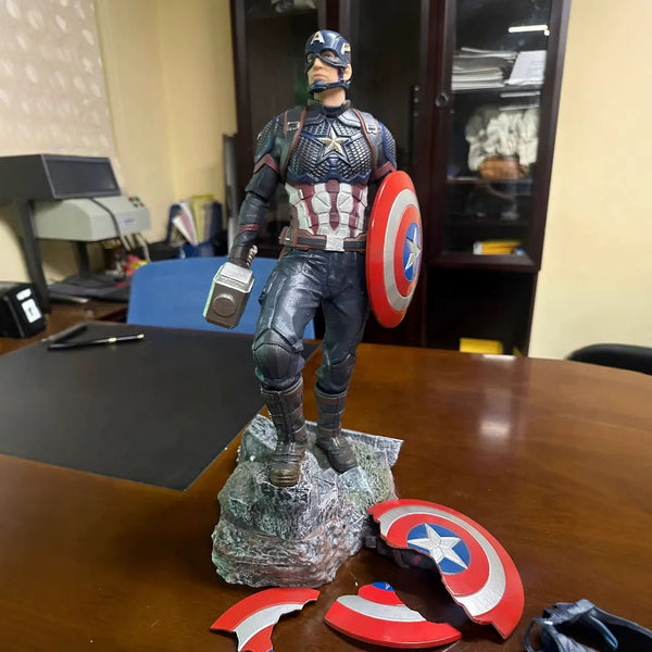 Captain America Endgame Deluxe Figurine (40 cm)