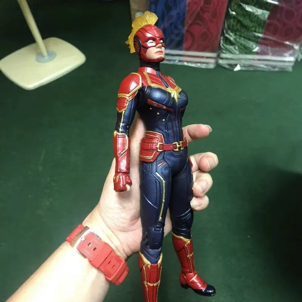 Captain Marvel Endgame Figurine