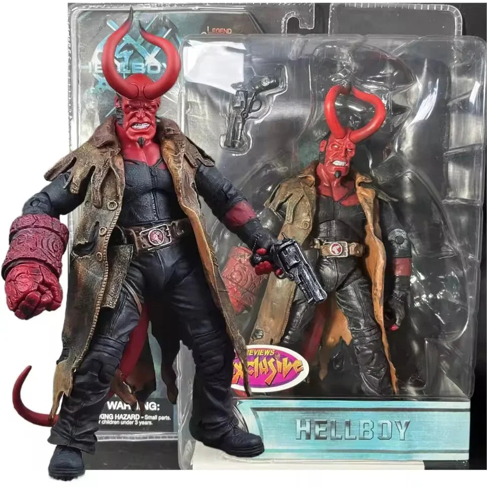 Hellboy Trenchcoat Style Action Figure (18 cm)