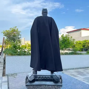 Dark Knight Gotham Guardian Deluxe Figure (68 cm)