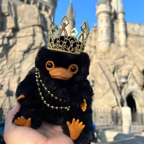 Magic Beast Niffler Jeweled Plush (19 cm)