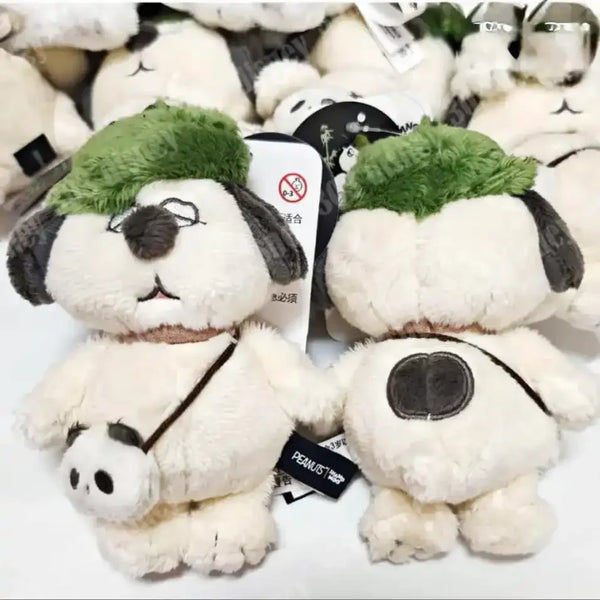 Snoopy Aulaf Cuddly Charm Keychain
